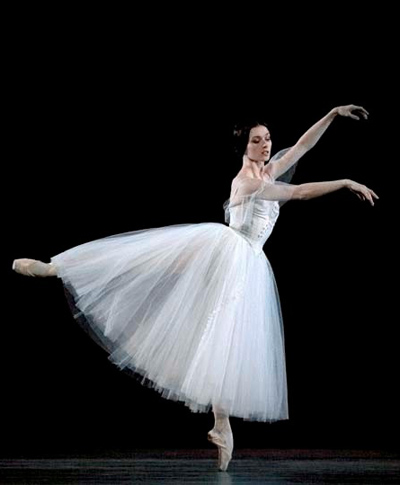 Irina Dvorovenko Ballet Dancer