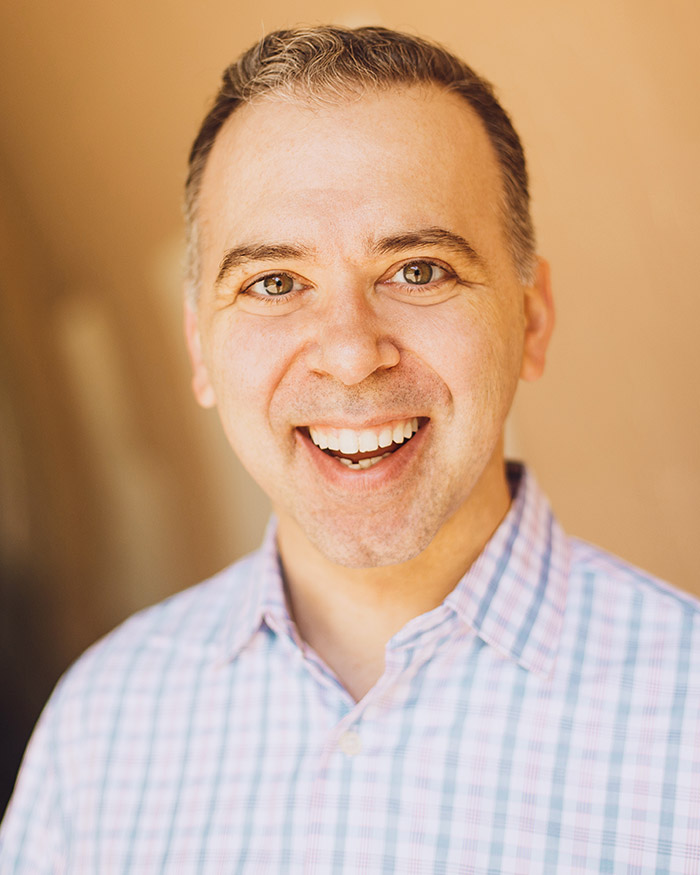 Headshot Andrew Black