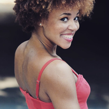 Headshot Samantha Berger