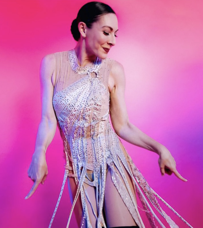 Alyssa Epstein dancing