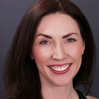 Headshot: Katharine Ponza headshot