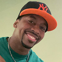 Headshot: Robert Taylor Jr.