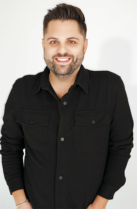 Headshot Greg Uliasz