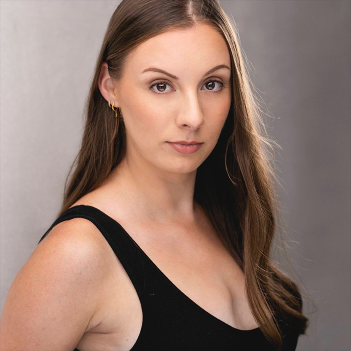 Jenni Poole headshot