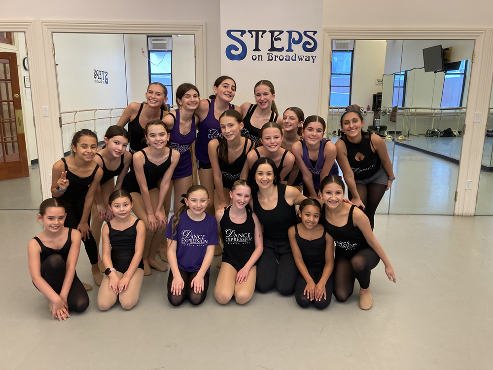 Group dance class visit from Dance Expressions Dance Arts withe Amelia Burkhardt 12/14/25