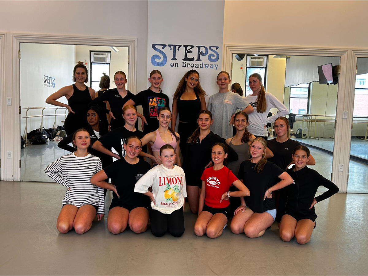 Group dance class visit from She Shines On-AMJAZZ & Maximum Dance Zone with Mindy Moeller 4/7/26