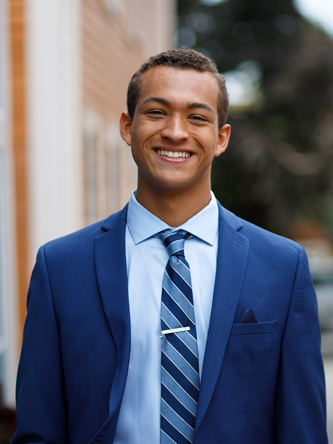 Kaiden Currie Headshot