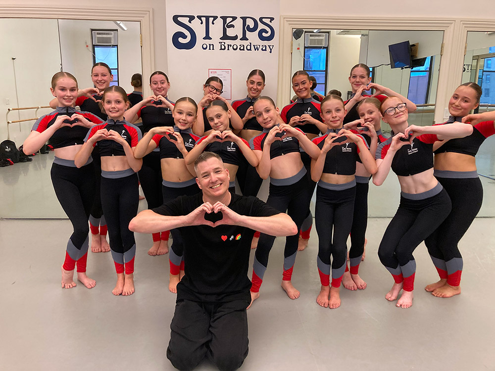 Group dance class visit from Esselle Travel-Kelly Shirley School of Dance with Derek Mitchell 7/27/26