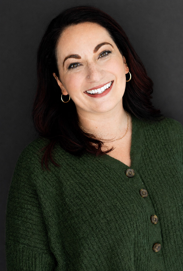 Julia Kane headshot