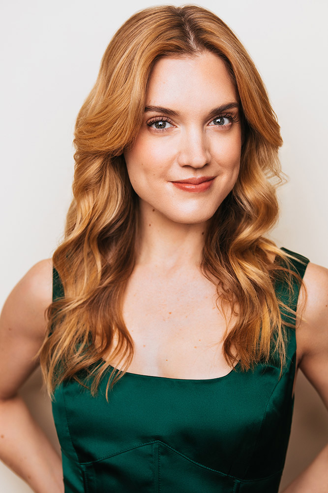 Jonalyn Saxer headshot