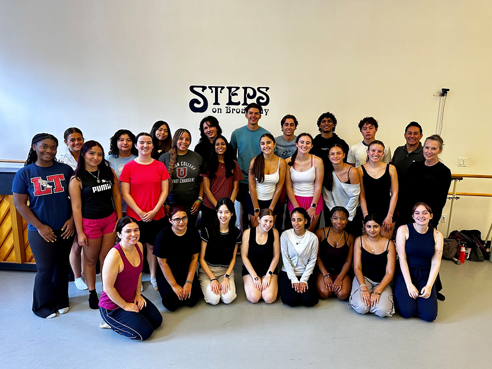 Group dance class visit from Union College with Rebecca Frazier 9/6/26